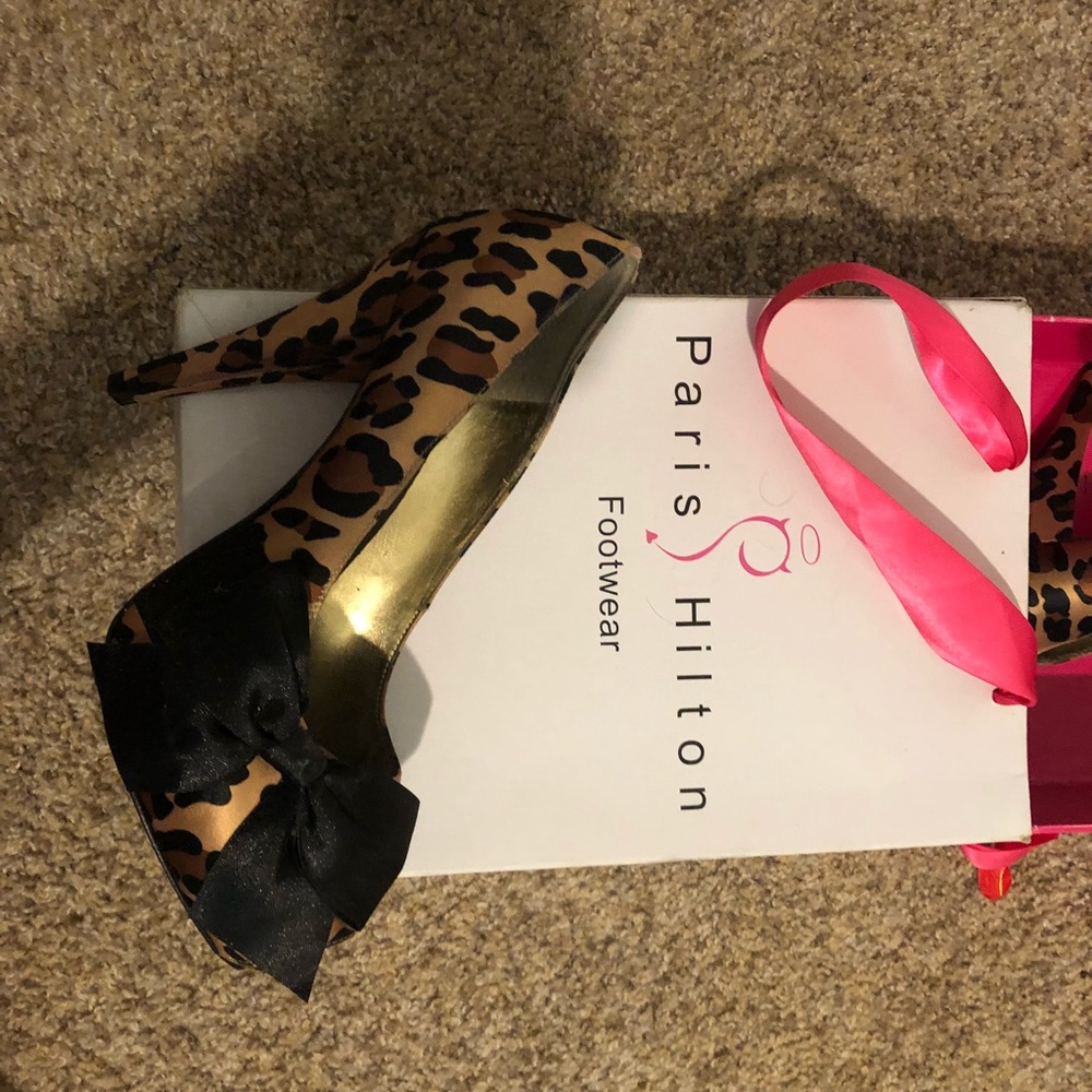 Paris Hilton leopard heels